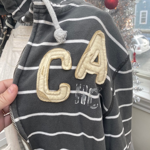 Hollister zip hoodie and matching yoga pants large - Picture 6 of 13